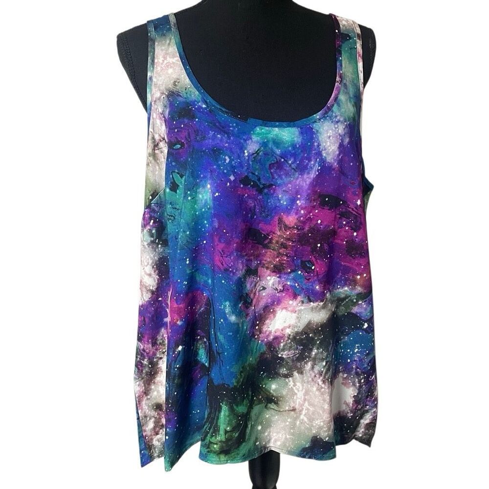 Torrid Galaxy Star Print Hi-Low Swing Tank
